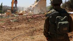 الاحتلال يهدم منزلا وبئرين وبركسين في مسافر يطا