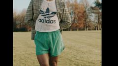 محمد صلاح يثير الجدل في جلسة تصوير "غريبة" لمجلة GQ