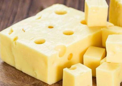 خبير روسي لا ينصح بتناول الجبنة كل يوم..تعرف على السبب