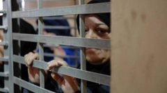 "نادي الأسير": إصابة 7 أسيرات في سجن "الدامون" بفيروس "كورونا"