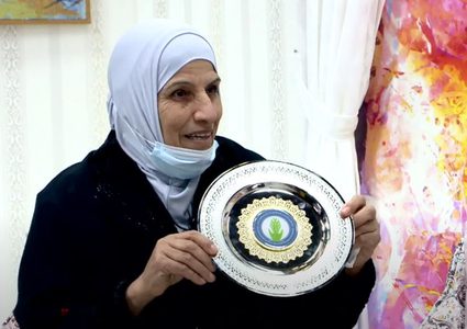 جمعية نساء بيتا التنموية تفوز بجائزة أفضل أداء خيري بالوطن العربي