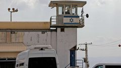 الاحتلال يعيد اعتقال أسيرين مقدسيين لحظة تحررهما من سجن النقب