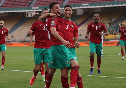 المغرب يتأهل إلى ثمن نهائي كأس إفريقيا بثنائية في شباك جزر القمر