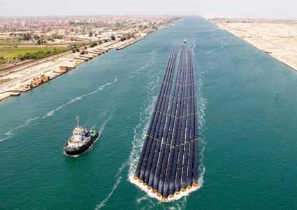 توقع الانتهاء من مشروع لتوسيع أجزاء من قناة السويس في يوليو 2023
