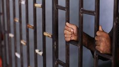 الحبس 15 عاما وغرامة 15 ألف دينار بحق مدان بتجارة مواد مخدرة