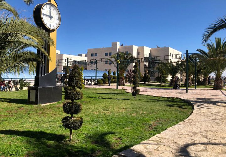 بدء توافد طلبة النجاح في أبوع السحب والإضافة استعدادا لبدء الفصل الدراسي الثاني- تصوير سجود جعارة