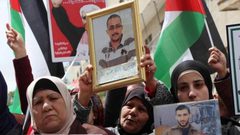 طولكرم: وقفة مساندة للأسرى المرضى والإداريين