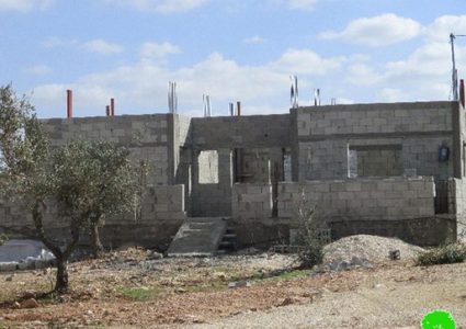 الاحتلال يخطر بإخلاء أراضي في كفر الديك