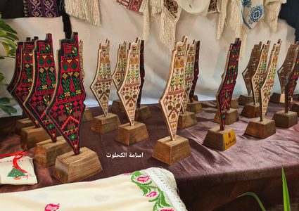 معرض فني لبلدية غزة ضمن مشروع تشغيل الرياديات والموهوبات