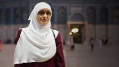 الاحتلال يعتقل المرابطة المقدسية هنادي حلواني