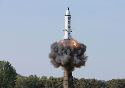 كوريا الشمالية تنوي استئناف تجاربها النووية والصاروخية