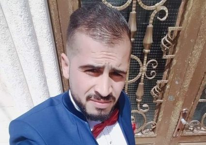 وفاة شاب واصابة زوجته وطفلته بالاختناق بسبب صوبة غاز