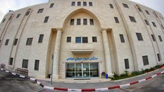 مستشفى النجاح يؤكد التزامه بعلاج المريضة نسرين أبو شباب