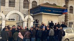 الحكم المحلي و"فتح" تستنكران احراق مركبة رئيس بلدية جنين