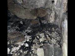الحريق الذي تسبب بوفاة مسن اختناقا، وإصابة 3 من أسرته في عصيرة القبلية جنوب نابلس حيث اندلع جراء مدفأة كهربائية