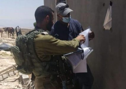 الاحتلال يخطر بهدم أربعة منازل في روجيب شرق نابلس