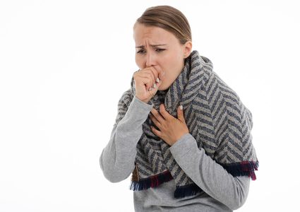 سرطان الرئة.. ما هي العلاقة مع السعال؟