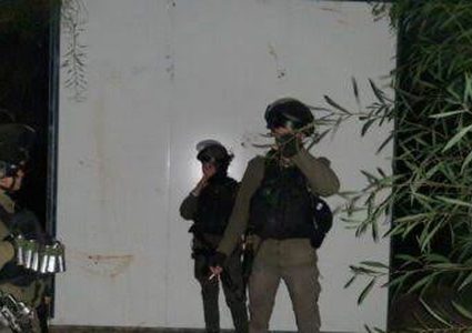 الاحتلال يضع "كرفانات" داخل مستوطنة "حوميش" المخلاة