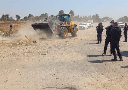 الاحتلال يهدم قرية العراقيب في النقب للمرة الـ 197 على التوالي