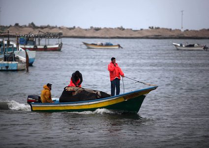 وفاة صياد إثر انقلاب حسكته أثناء عمله في بحر غزة