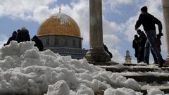 لجان طوارئ القدس تعلن جهوزيتها لمواجهة تداعيات المنخفض الجوي