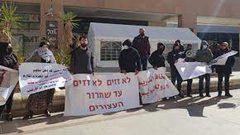 وقفة إسناد ودعم لمعتقلي النقب لليوم العاشر