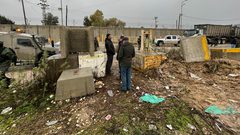 مستوطنون يعتدون على عائلة ويستهدفون مركبات المواطنين في سبسطية