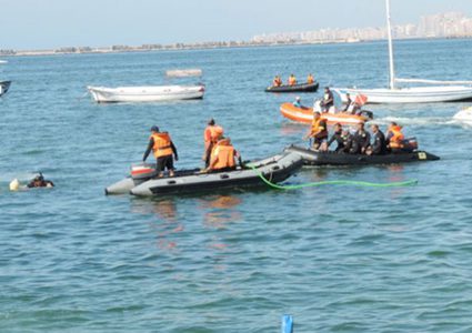 فقدان أثر 39 شخصًا إثر انقلاب مركب قبالة فلوريدا