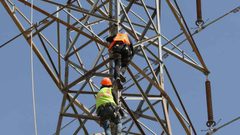 شركة كهرباء الاحتلال تماطل بإصلاح الكهرباء في أم الفحم