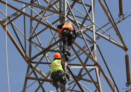 شركة كهرباء الاحتلال تماطل بإصلاح الكهرباء في أم الفحم