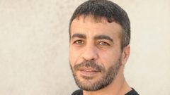 نادي الأسير: الأسير ناصر أبو حميد ما يزال فاقدا للقدرة على استخدام أطرافه