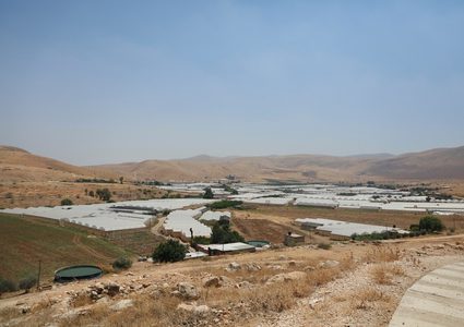 قرار احتلالي ينذر بهدم خزان مياه شرق نابلس