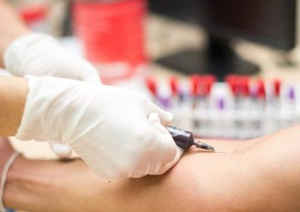 6 وفيات و5687 إصابة جديدة بـ"كورونا" و905 حالات تعافٍ