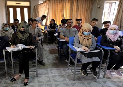 "طالبان" تعلن استئناف الدراسة في الجامعات الأفغانية