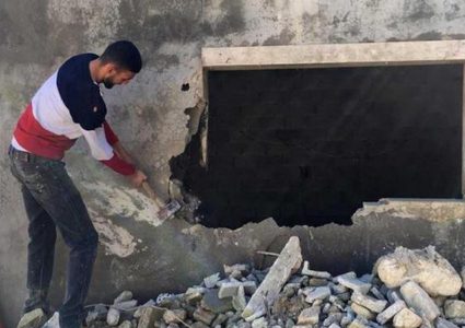 الاحتلال يجبر شقيقين من جبل المكبر على هدم منزليهما قسرًا