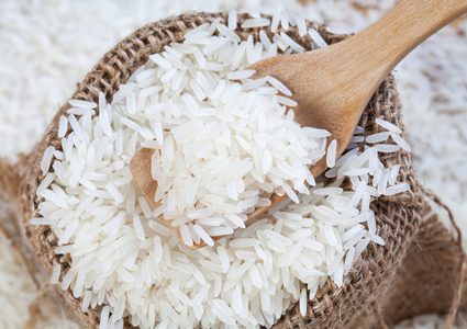 عدم طهي الأرز جيدا يسبب السرطان