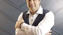 قادماً من كندا .. حراك للفنان طارق حداد بين الأردن ومصر