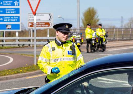 اعتقال رجل يقود سيارته من دون رخصة منذ 70 عاما