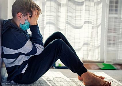 61% من القاصرين يعانون من الحزن والاكتئاب بسبب كورونا