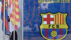 "فضيحة مالية" تهز برشلونة.. وحديث عن سلوك إجرامي خطير