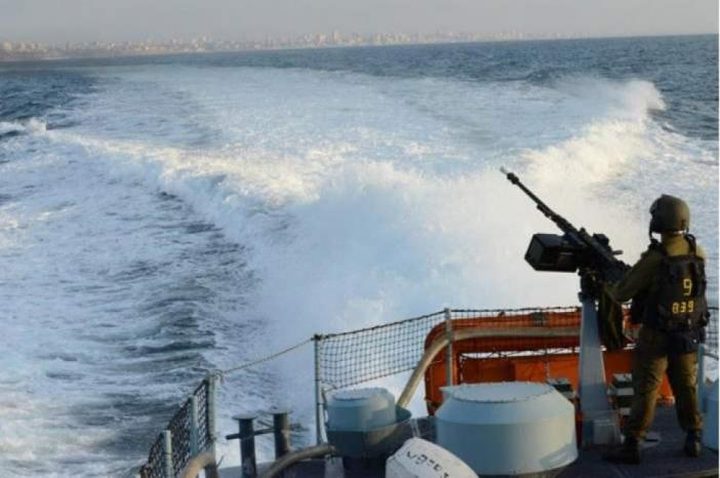 الاحتلال يهاجم الصيادين والمزارعين في غزة