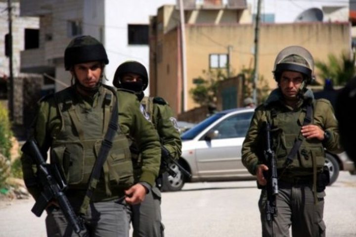 الاحتلال يعتقل شابا شرق بيت لحم