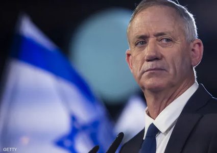 غانتس: سنعزز التعاون مع الأسطول الخامس