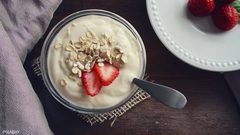 اذا كنت جائعا قبل النوم اليك ٥ انواع لأطعمة صحية