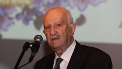 حيفا تودع الشاعر والأديب الكبير حنا أبو حنا