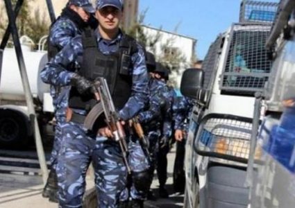 رام الله : القبض على مشتبهين بسرقة أموال صناديق الزكاة