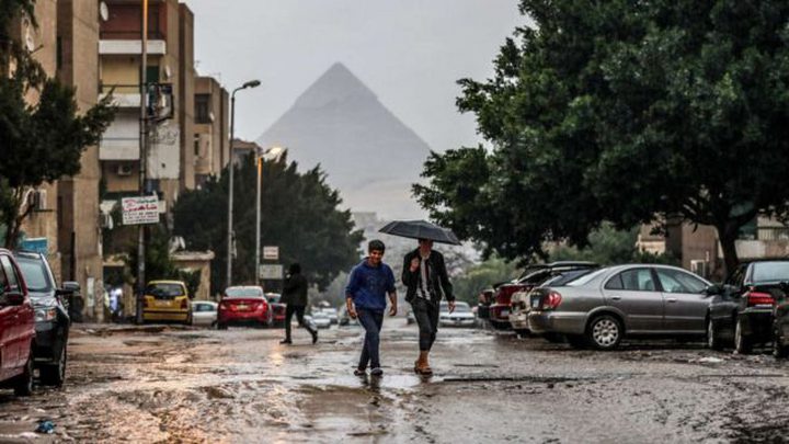 إعلان حالة الطوارئ في مصر مع استمرار التقلبات الجوية