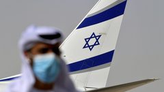 تعليق الرحلات الجوية بين إسرائيل والإمارات