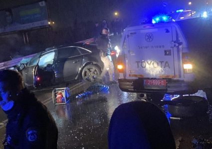 مصرع شاب وإصابة 5 آخرين في حوادث طرق بالداخل المحتل