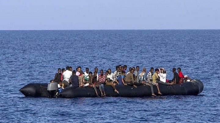 حرس الحدود التونسي ينقذ أكثر من 160 مهاجرا من الغرق